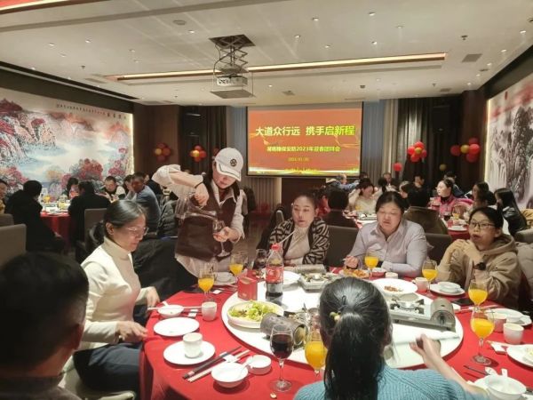 遠(yuǎn)程監(jiān)控,報(bào)警巡邏,清機(jī)加鈔,清分整點(diǎn),憑證寄庫,頭寸箱寄庫,商鋪安保,智能家居 遠(yuǎn)程監(jiān)控,報(bào)警巡邏,清機(jī)加鈔,清分整點(diǎn),憑證寄庫,頭寸箱寄庫,商鋪安保,智能家居